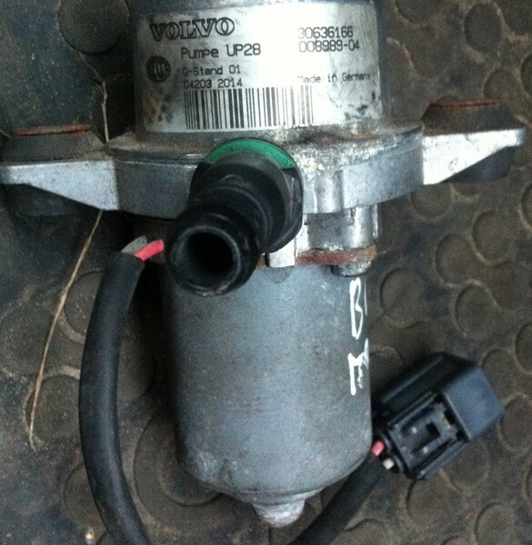 Вакуумный насос электрический Volvo XC90  1989 2.0 Дизель Краматорськ