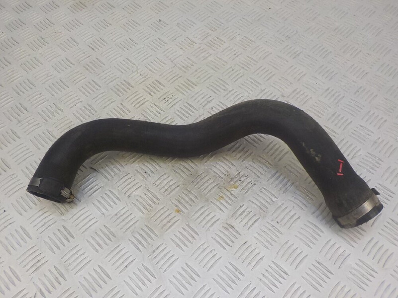 Патрубок интеркулера 4 655 411   Ford Transit