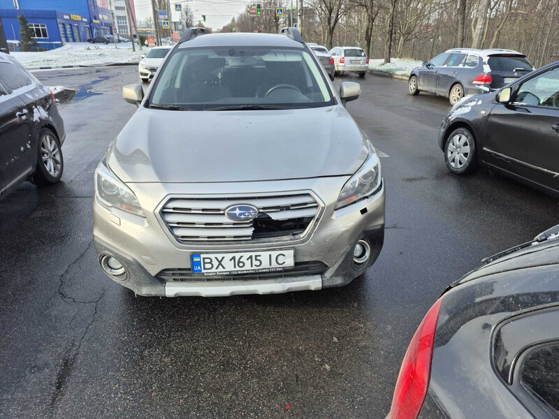 Решетка радиатора Subaru Outback универсал 2016 г.  2.5 л бензин Хмельницкий
