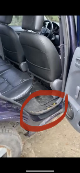 Накладка порога задняя правая Toyota RAV4  2000 2.0 Бензин 