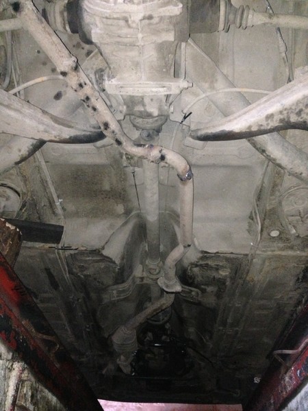 Глушитель + средний глушитель Ford Sierra 1.6 1987 1.6 Бензин Полтава