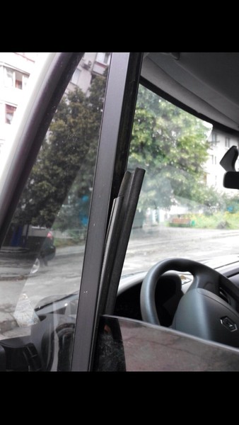 Уплотнитель стекла Renault Master  2011 2.3 Дизель Харьков