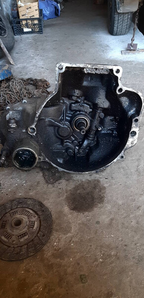 МКПП Mazda 323 1987 г.  1.7 л дизель Хмельницкий