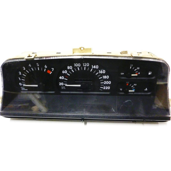 Панель приборов 90213847 Opel Omega А 1988 1.8 Бензин Ровно