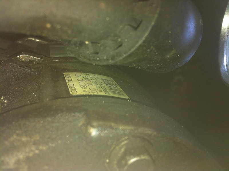 Компрессор кондиционера 8K0260805E   Audi A4