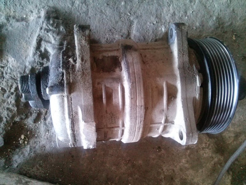 Компрессор кондиционера Renault Master 2008 г.  2.5 л дизель Мелитополь