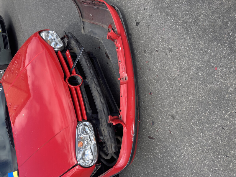 Бампер передній у зборі Volkswagen Golf 4 хетчбек 1998 р.  1.6 л бензин Буча