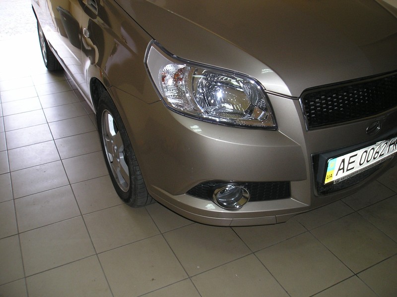 Решотки туманок 2шт або ліва сторона Chevrolet Aveo 5d 2011 1.5 Бензин Львів