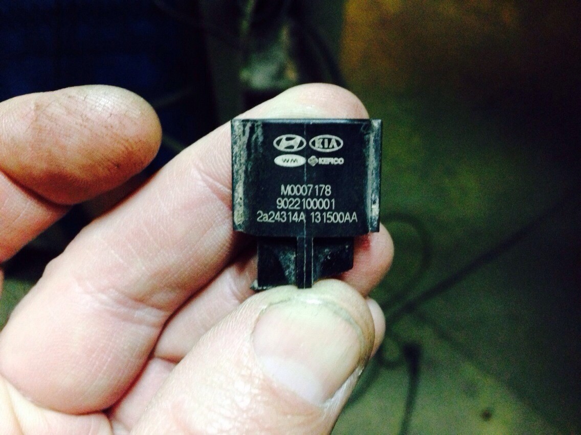 Датчик селектора АКПП Hyundai ix35  2012 2.0 Бензин 