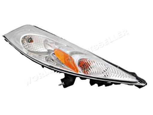 Фары передние 2 штуки Nissan Juke f15 2015 хетчбек 1.6 Бензин 