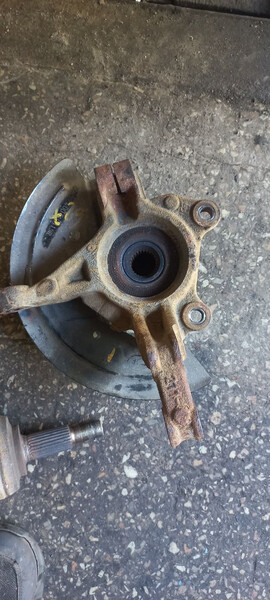 Цапфа передняя 402025612R   Renault Express