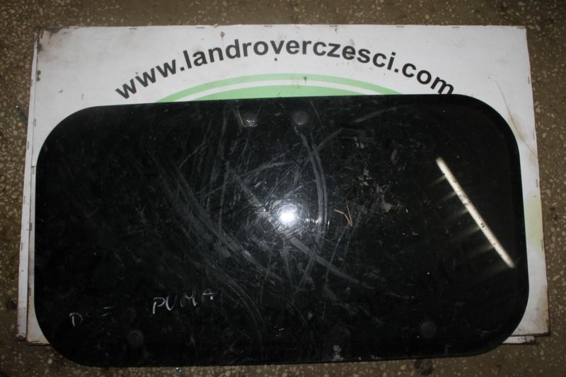 Скло люка Land Rover Defender 2003 р.  2.5 л бензин Луцьк