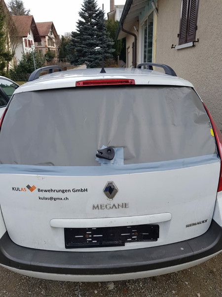 Стекло заднее Renault Megane  2008 универсал 1.6 Бензин Острог