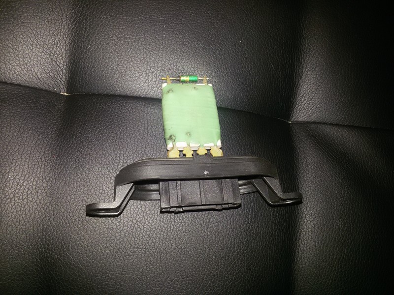 Резистор пічки PA66GB20GF10   Volkswagen T5 (Transporter), Volkswagen Touareg, Volkswagen Volksbus