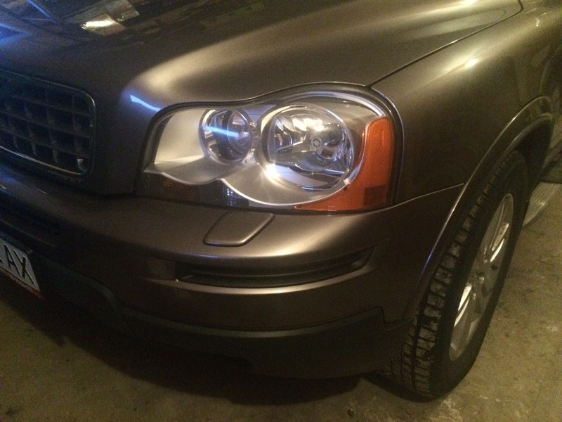 Правая фара, ксенон обычный Volvo XC90  2008 2.4 Дизель 