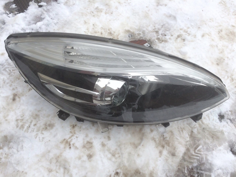 Фара передняя правая Renault Scenic 3 2012 1.5 Дизель Хмельницкий