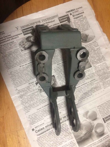 Кронштейн ручного тормоза Слобожанец ХТА-200  2007 Володарка