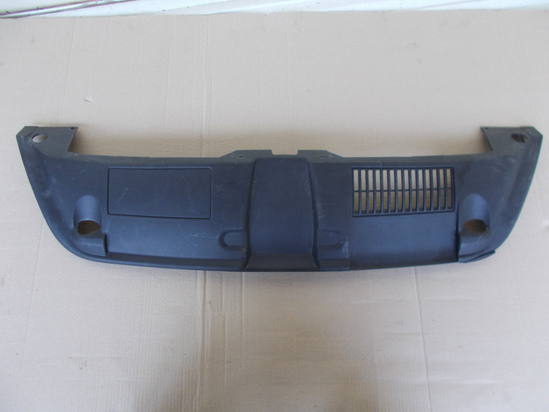 Накладка бампера Volkswagen New Beetle  2015 купе 1.8 Бензин Полтава