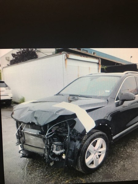 Капот 7P6823031   Volkswagen Touareg