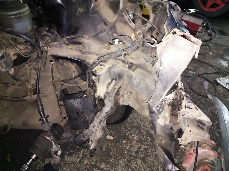 Лонжерон Nissan Micra K11 хэтчбек 1994 г.  1.0 л бензин Одесса