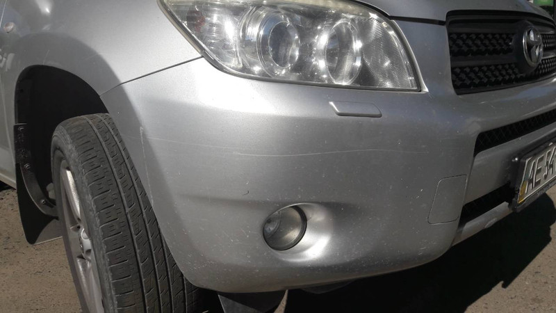 Бампер передний голый (под омыватели) Toyota Rav 4 2007 г.  2.0 л бензин Ровно