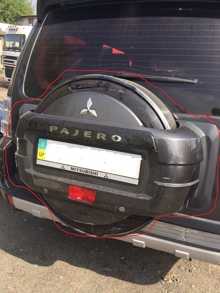 Колпак запасного колеса в сборе Mitsubishi Pajero wagon 2012 3.2 Дизель Черкассы