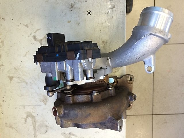 Турбина с электронным блоком управления Nissan Pathfinder r51 d40 2007 2.5 Дизель Киев