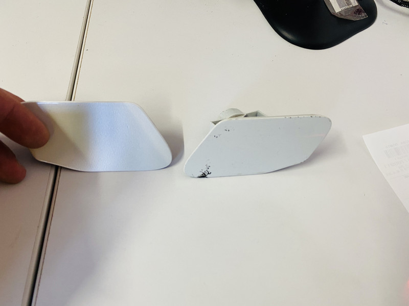 Крышка форсунки омывателя фар BMW X3 F25 2014 г.  3.0 л бензин Черновцы