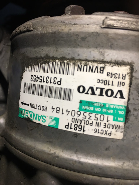 Компресор кондиціонера Volvo XC60 2012 р.  2.4 л дизель Рівне