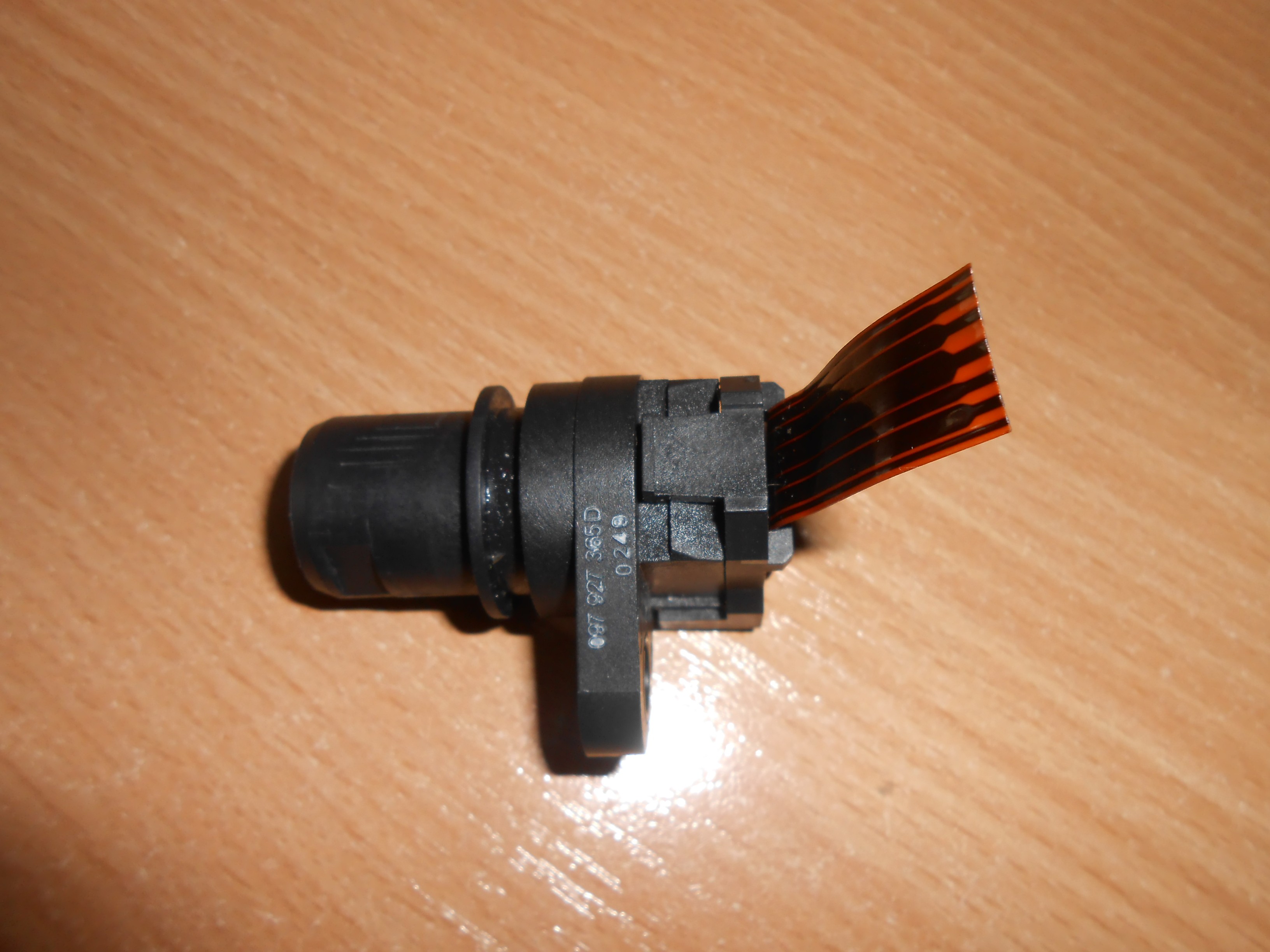 Разъем (фишка) на АКПП 098927365А   Volkswagen Multivan, Volkswagen Passat