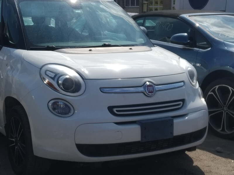 Губа переднього бампера Fiat 500L хетчбек 2015 р.  1.4 л бензин Черкаси