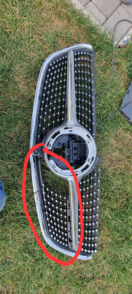 Решетка радіатора Mercedes-Benz B-Class  2020 Днепрорудное