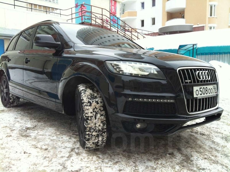 Бампер передний Audi Q7  2010 3.0 Бензин Мариуполь