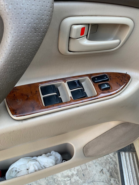 Блок управління склопідйомниками Toyota Land Cruiser 100 1998 р.  4.7 л бензин Кривий Ріг