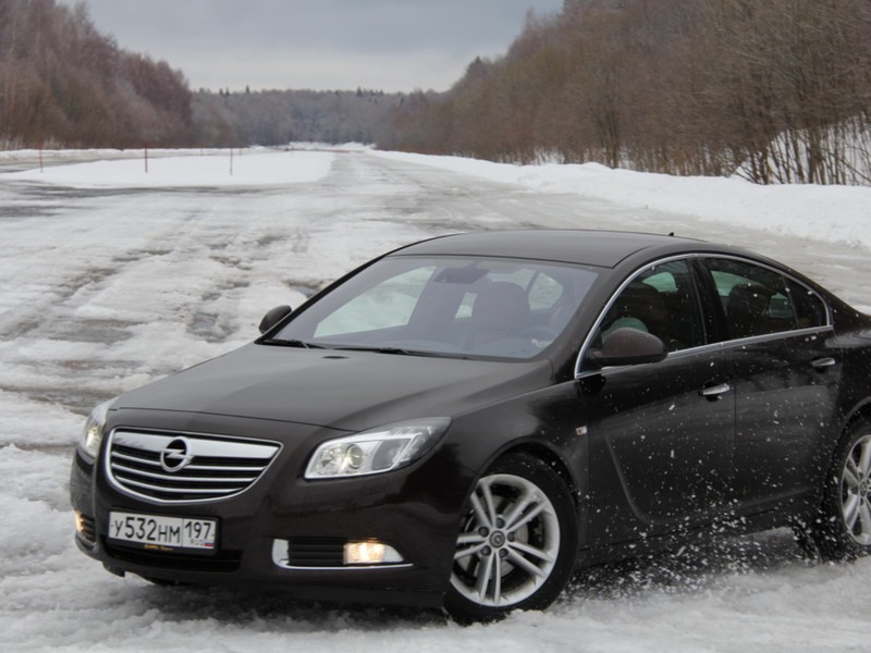 Бампер передний комплектний Opel Insignia A  2010 2.0 Дизель Владимир-Волынский