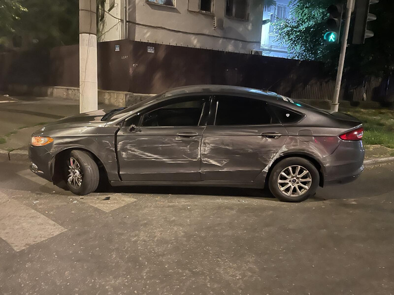 Двери левые задняя и передняя Ford Fusion  2017 2.4 Бензин Одесса