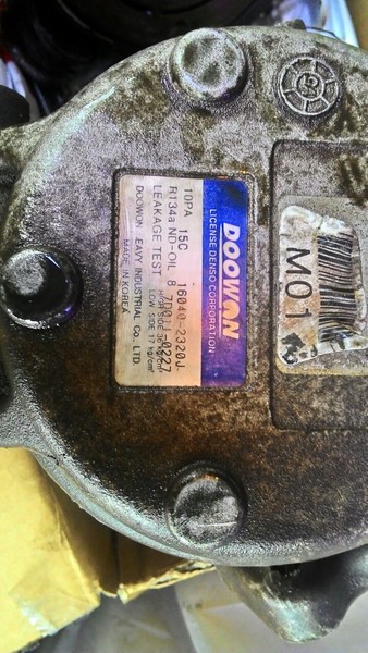 Компресор кондиціонера Hyundai Tucson 2007 р.  2.0 л бензин Рівне