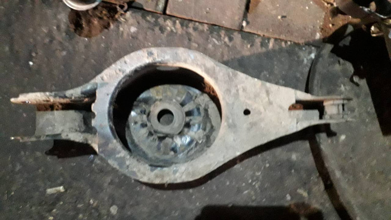 Рычаг задний поперечный правый Nissan Murano Z50  2005 3.5 Бензин Днепр