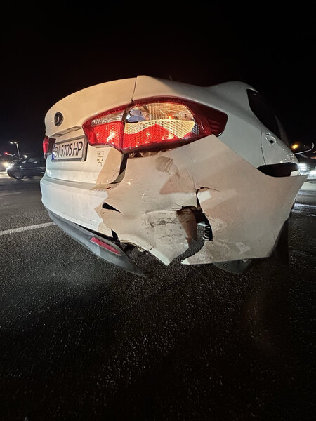 Задній бампер без губи низ Kia Rio 3  2013  Бензин 