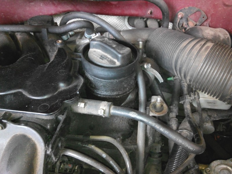 Маслозаливная горловина Skoda Octavia  1998 хэтчбек 1.6 Бензин Киев