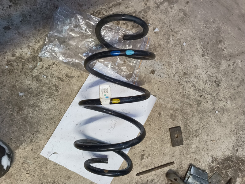 Пружина передняя Kia Sportage 4  2016 2.0 Дизель 