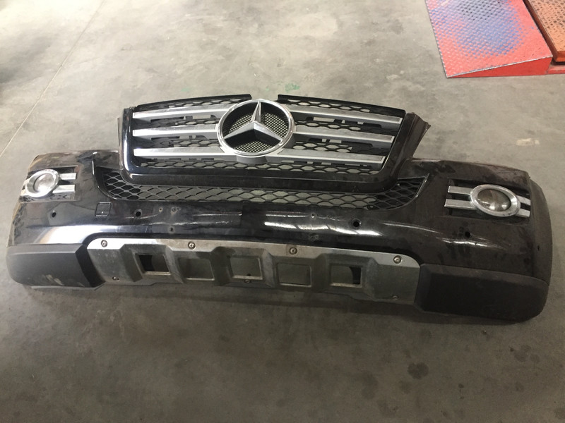 Бампер передний Mercedes GL-Class X164 универсал 2008 г.  5.5 л бензин Одесса