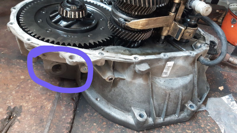 КПП механіка 320107483R   Renault Master