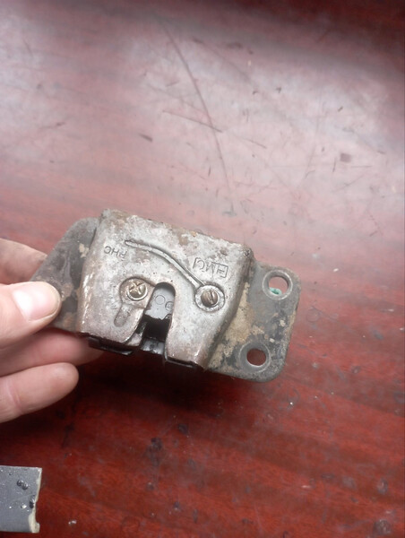 Задние нижние замки дверей (распашонки) Hyundai H1  2002 2.5 Дизель Запорожье