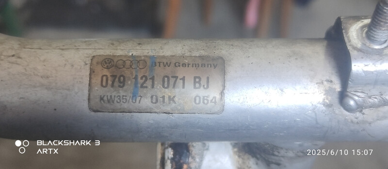 Патрубок водяний Audi Q7  2007 4.2 Бензин Львів