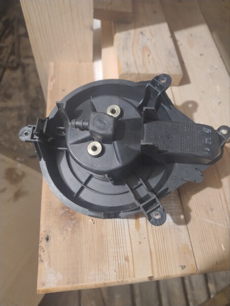 Моторчик вентилятора річки Citroen Xsara  1999 Львов