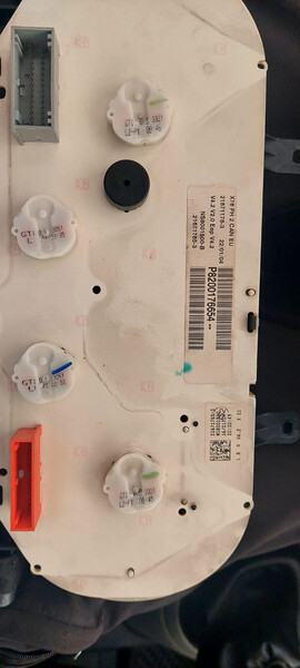 Панель приборов Nissan Kubistar  2005 1.5 Дизель Киев