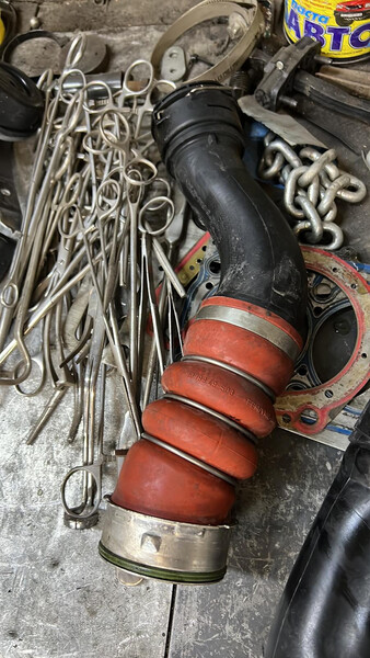 Патрубок інтеркулера BMW X5 E70  2012 3.0 Бензин 