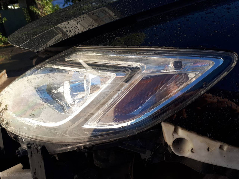 Передня фара Mazda CX-9  2007 3.5 Бензин 