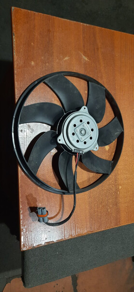Вентиллятор с двигателем в сборе Nissan Pathfinder R52  2015 Запорожье